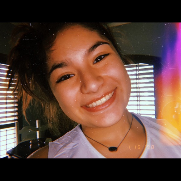 Meet your Posher, Devyn - Picture 1 of 1